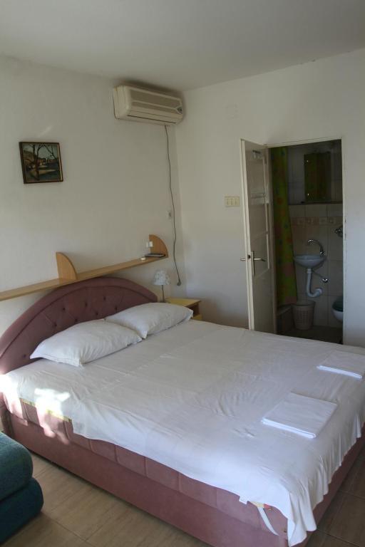 Apartments Popovic Petrovac Habitación foto