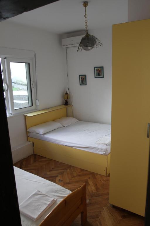 Apartments Popovic Petrovac Habitación foto